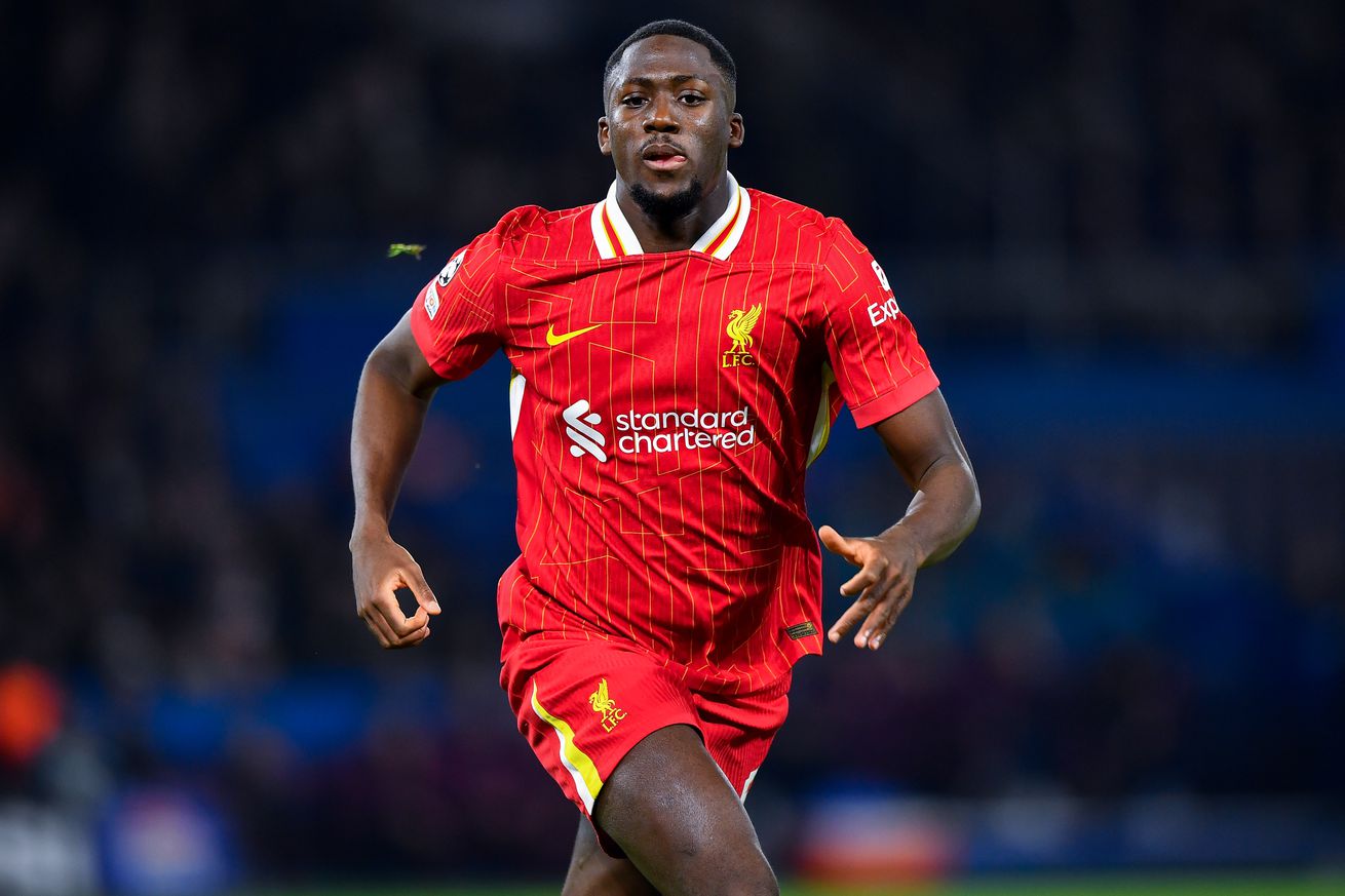 Paris Saint-Germain v Liverpool FC - UEFA Champions League 2024/25 Round of 16 First Leg