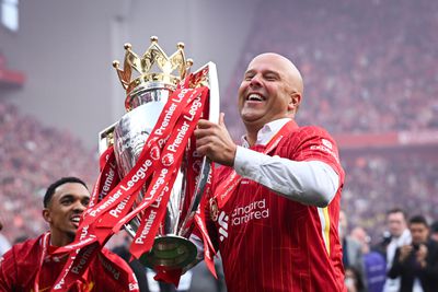 TOPSHOT-FBL-ENG-PR-LIVERPOOL-CRYSTAL PALACE
