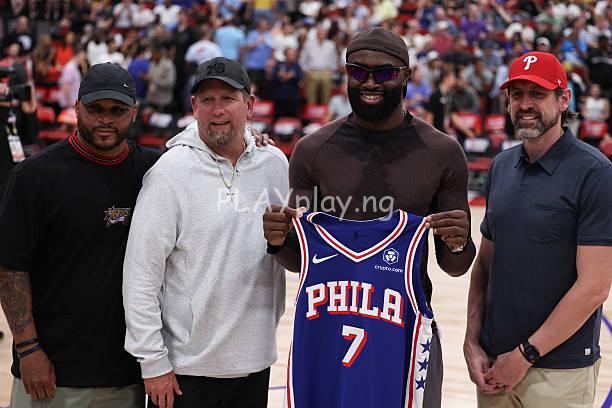 LeBron James Joins 76ers on 2-Year Deal as Trump Reignites Feud